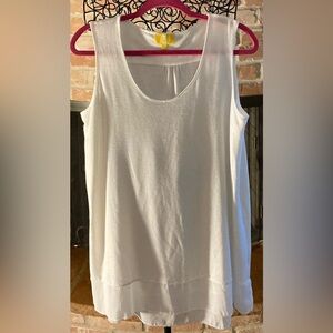Liz Lange Classic White Sleeveless Tank Top with Sheer Hem Accent